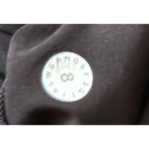 Lululemon On the Fly pants in Black Size 8 / Exellent - Picture 6 of 6